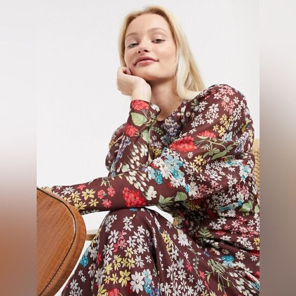 ASOS Design Brown Maxi Dress w/ Puff Sleeves in Vintage Floral Pattern - Picture 4 of 10